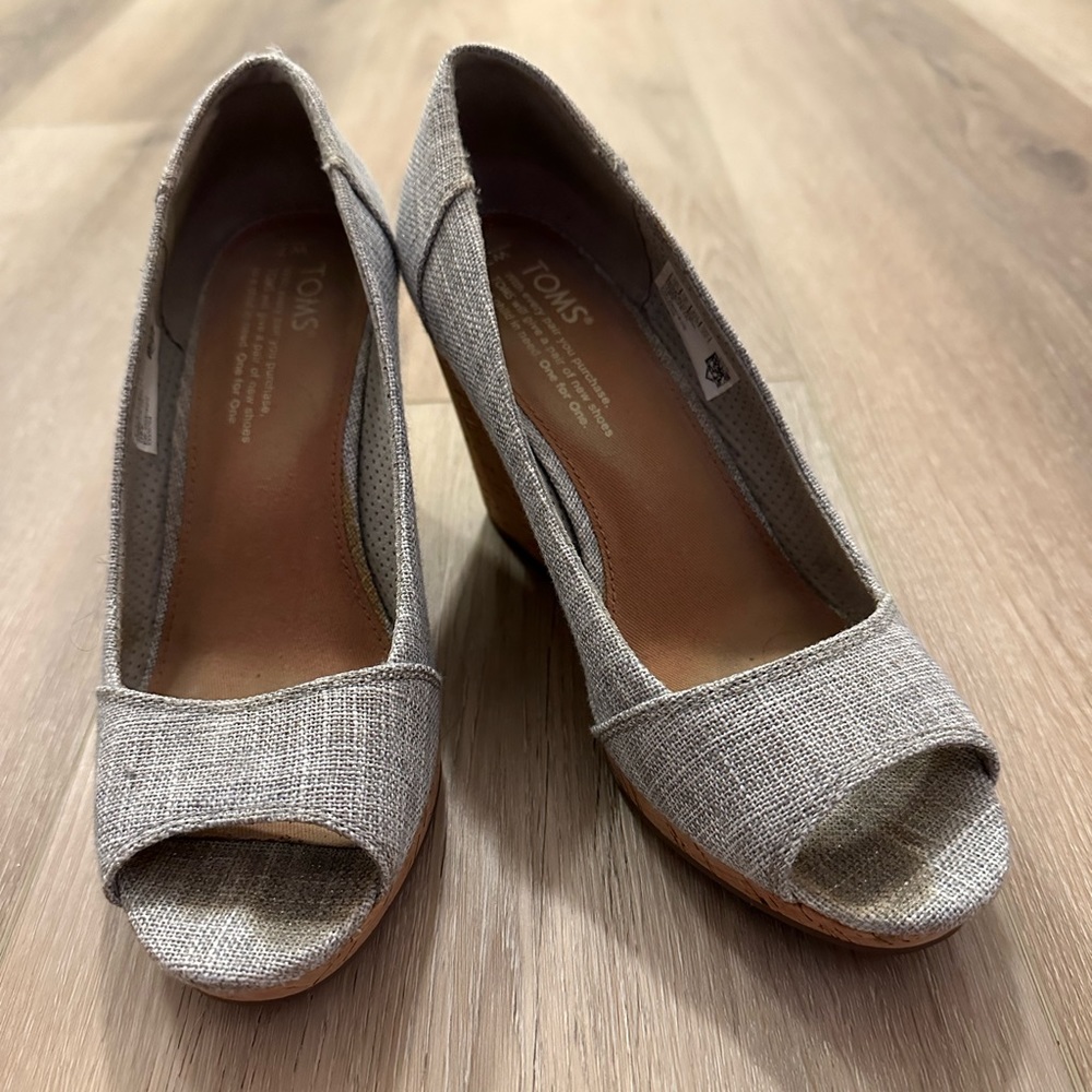 TOMS gray wedges - size 7